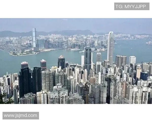 东方日报即时新闻：香港经济复苏迹象显现 失业率持续下降消费信心回升